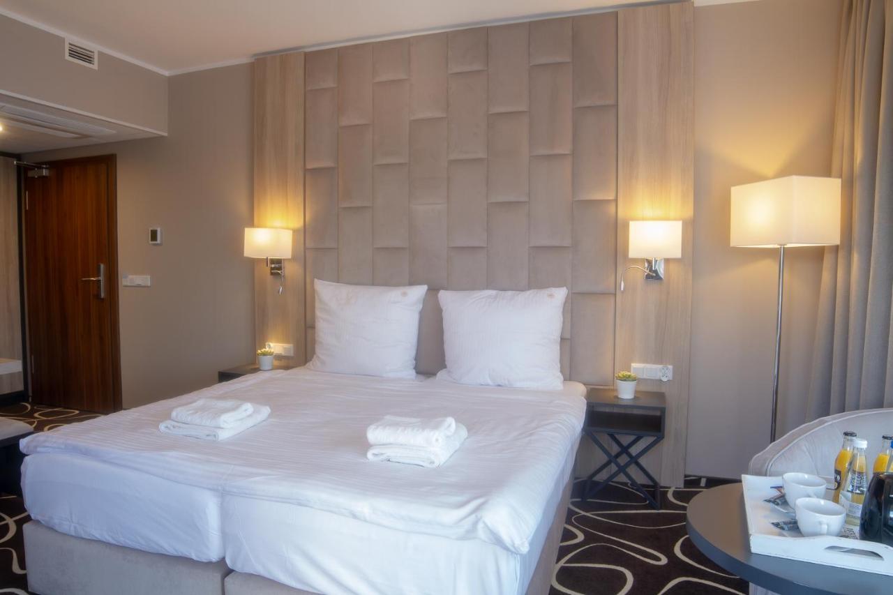 Trofana Wellness & Spa 미엥지즈드로예 외부 사진